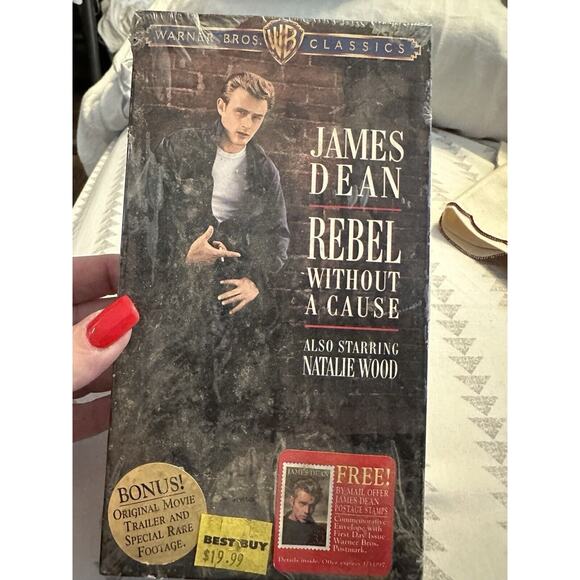 Rebel Without a Cause [VHS] [VHS Tape] - Picture 1 of 3
